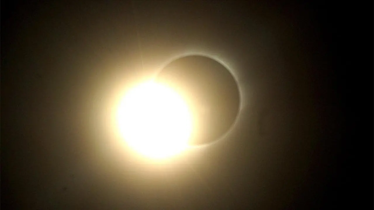 2025 Güneş Tutulması Ne Zaman, Türkiye'den Görülecek mi, Güneş Tutulması Nasıl Güvenli Şekilde İzlenir? 2