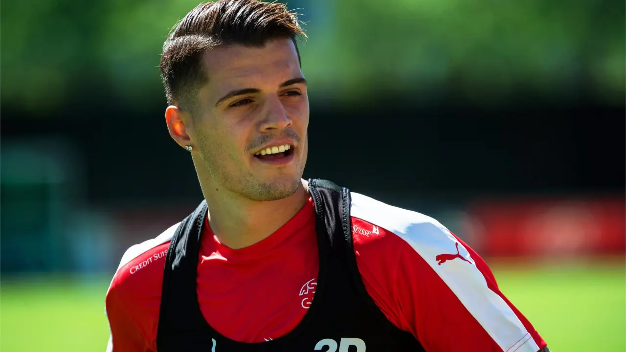 Galatasaray Granit Xhaka İçin Harekete Geçti! Çilek Transfer Hamlesi: Teklif Yapıldı mı? 1