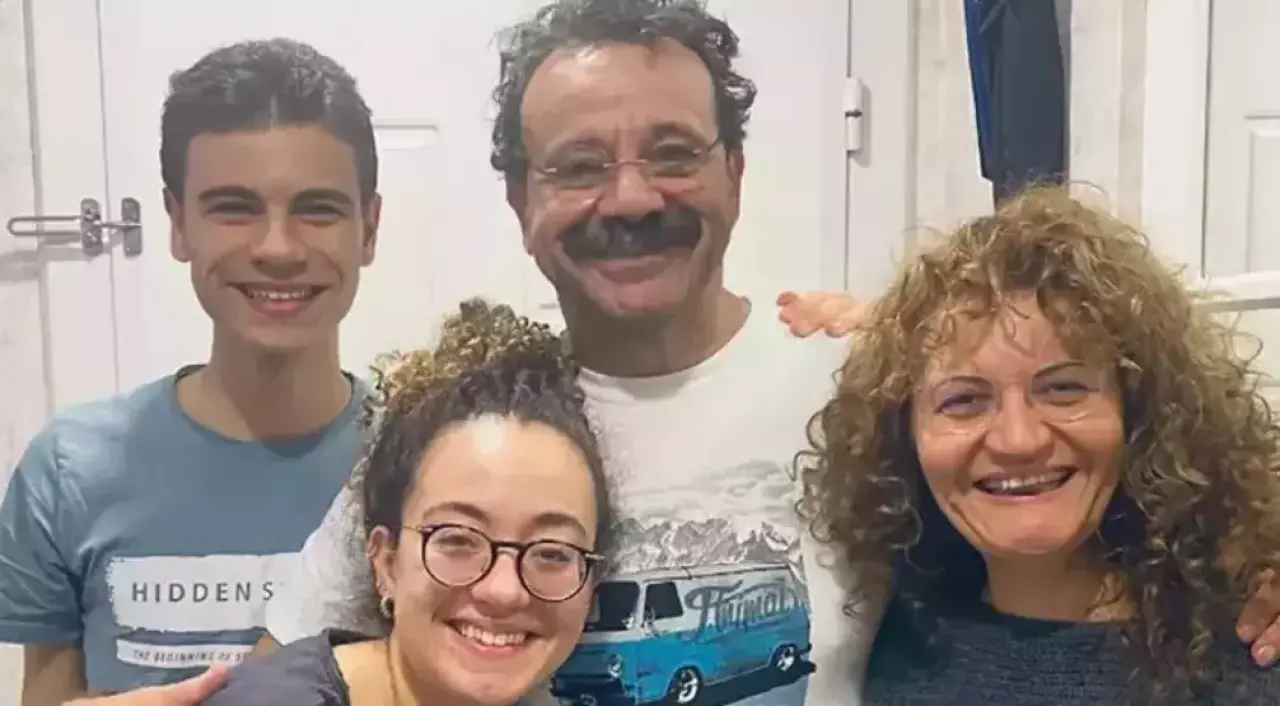 Reha Özcan Kimdir? Nereli, Boyu, Kaç Yaşında, Eşi ,Sevgilisi Kim, Evli mi, Alevi mi? Oynadığı Diziler? 4