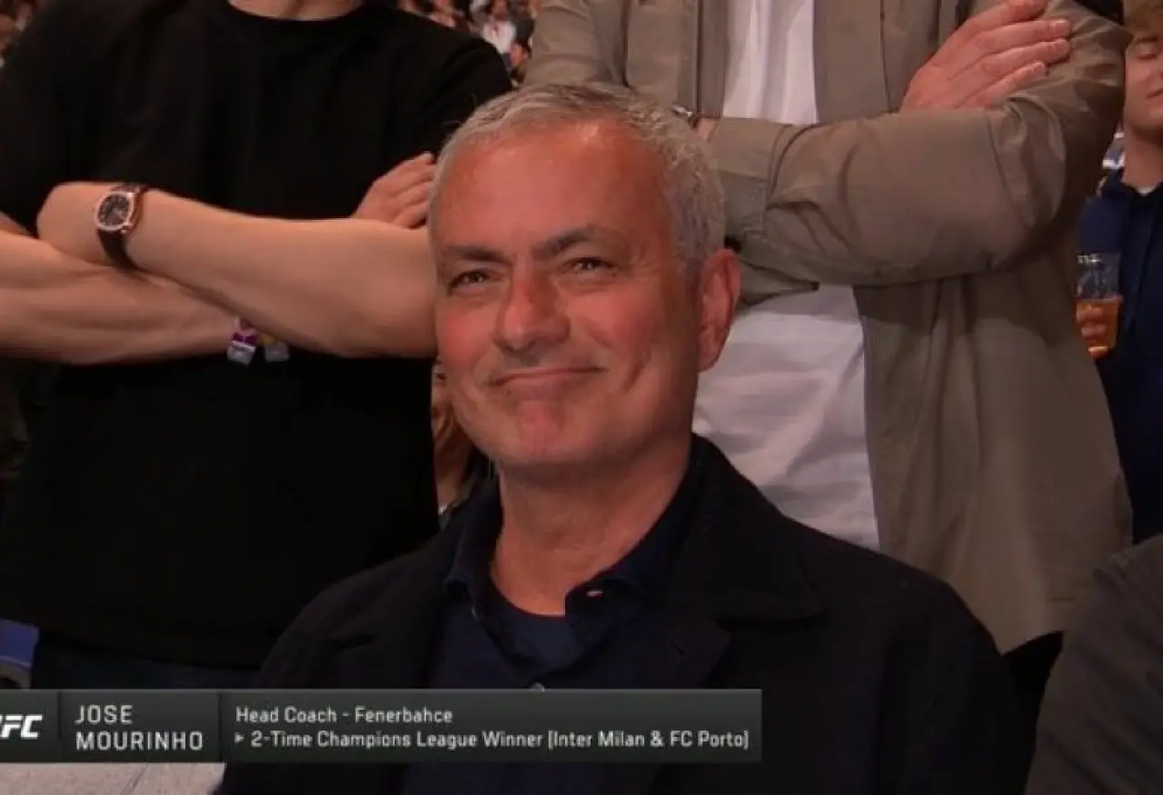 Jose Mourinho UFC Maçı İçin Lonrda'da! Fenerbahçe Teknik Direktörü Dövüş Sporları Merakı! 1