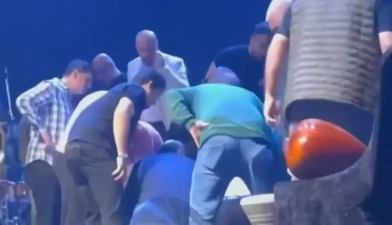 Volkan Konak Kimdir? Türk Halk Müziğinin Güçlü Sesi - Burcu, Lakabı, Aslen Nereli, Kaç Yaşında, kaç albüm çıkardı? 2