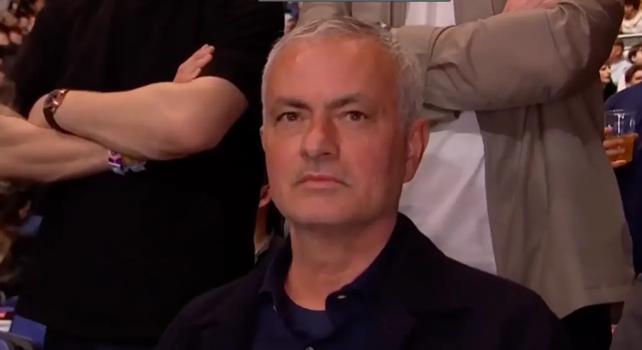 Jose Mourinho UFC Maçı İçin Lonrda'da! Fenerbahçe Teknik Direktörü Dövüş Sporları Merakı! 2