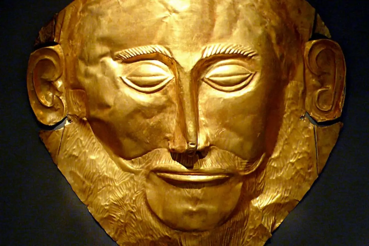 Çin’de Tarihi Değiştiren Şok Keşif! 3.000 Yıllık Altın Maske Kayıp Bir Medeniyeti Ortaya Çıkardı 1