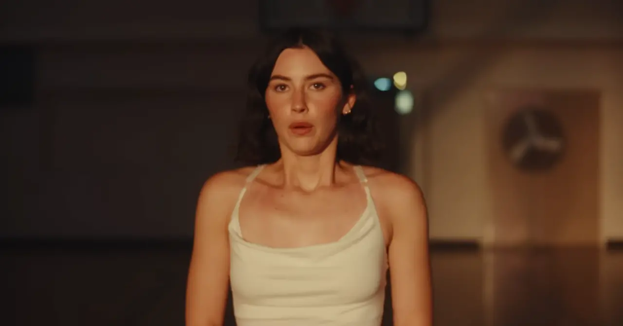 Gracie Abrams’tan İçten ve Cesur Bir Müzikal Günah Çıkartması: Seni Seviyorum, Özür Dilerim! 7