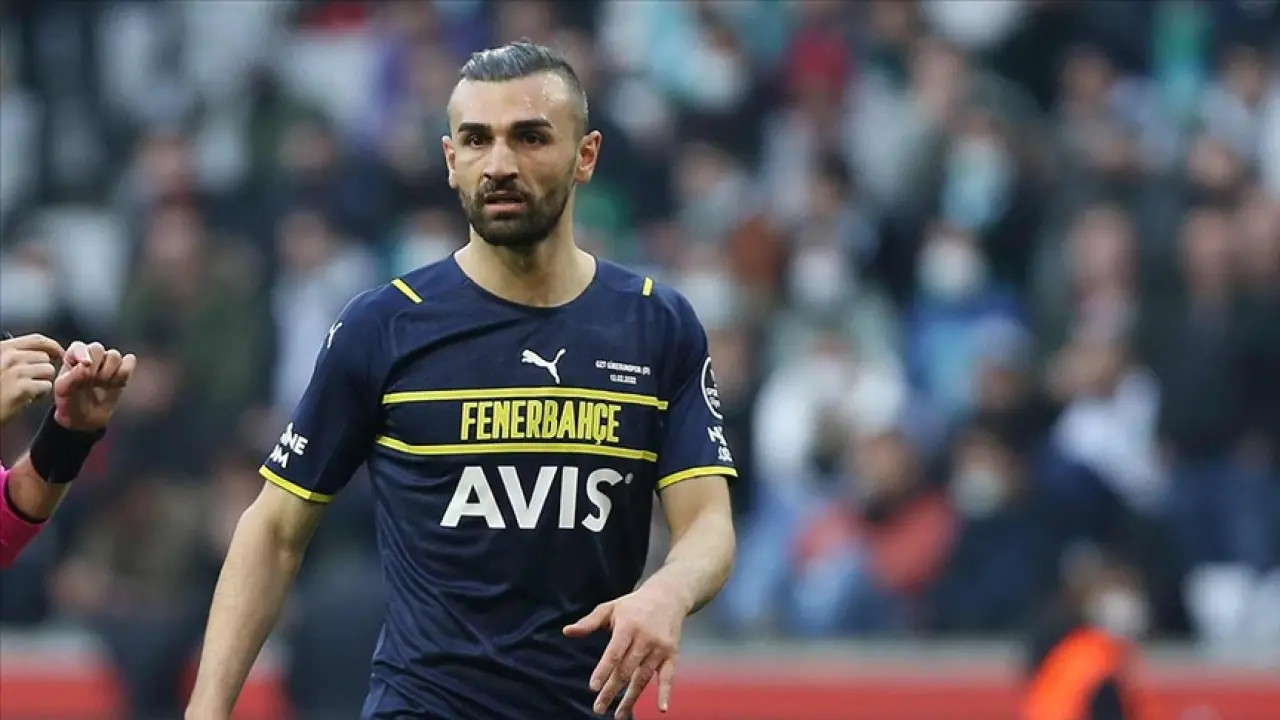 Serdar Dursun Kimdir, Hangi Takımlarda Oynadı, Piyasa Değeri Ne Kadar? 4