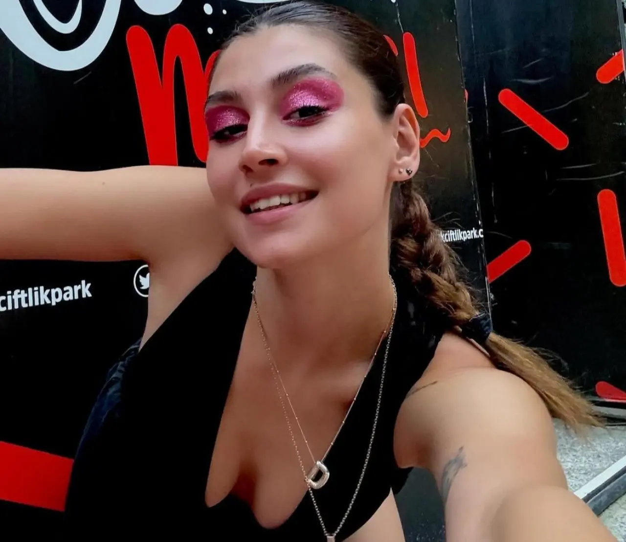 Derin Beşikçioğlu Kimdir, Kaç Yaşında, Nereli, Sevgilisi Kim, Hangi Dizilerde Rol Aldı? 4