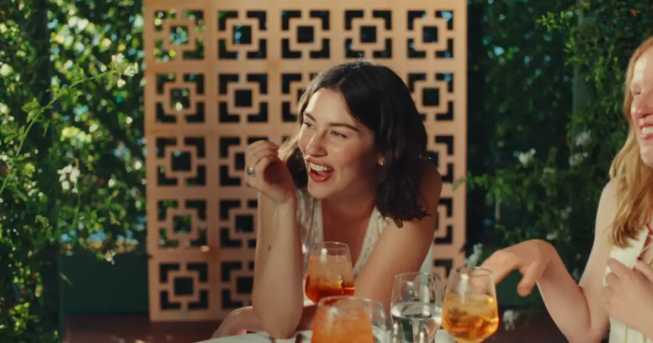 Gracie Abrams’tan İçten ve Cesur Bir Müzikal Günah Çıkartması: Seni Seviyorum, Özür Dilerim! 5