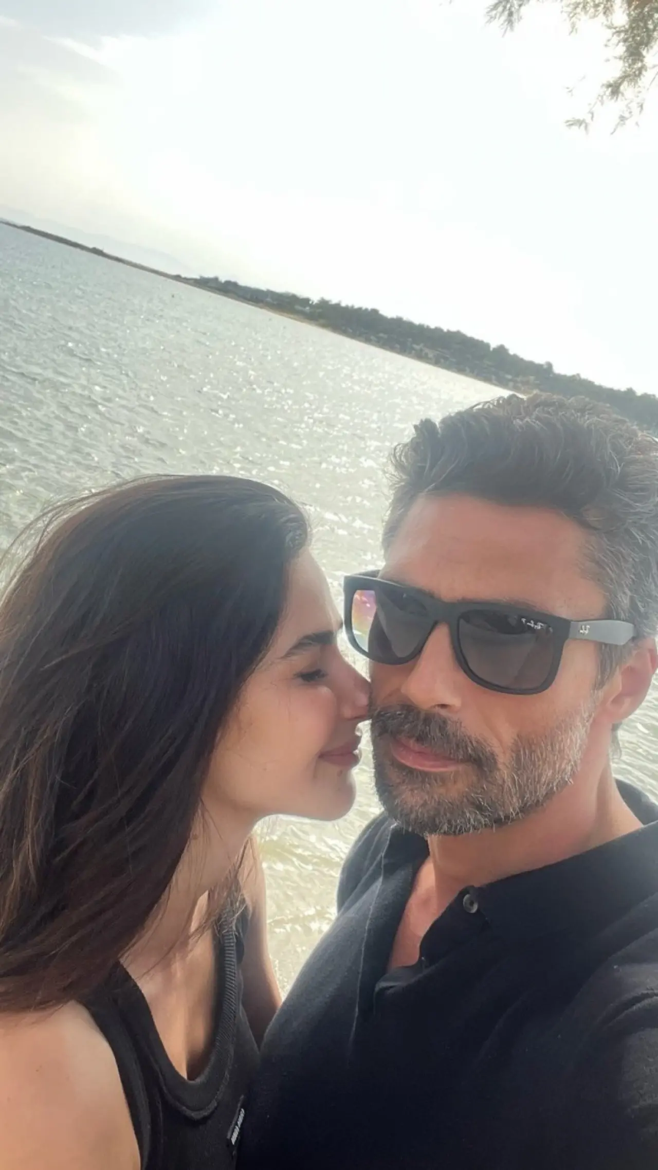 Pamir Pekin ve Nesrin Cavadzade Birlikte mi? Dizi Aşkı Gerçeğe mi Dönüştü? 4