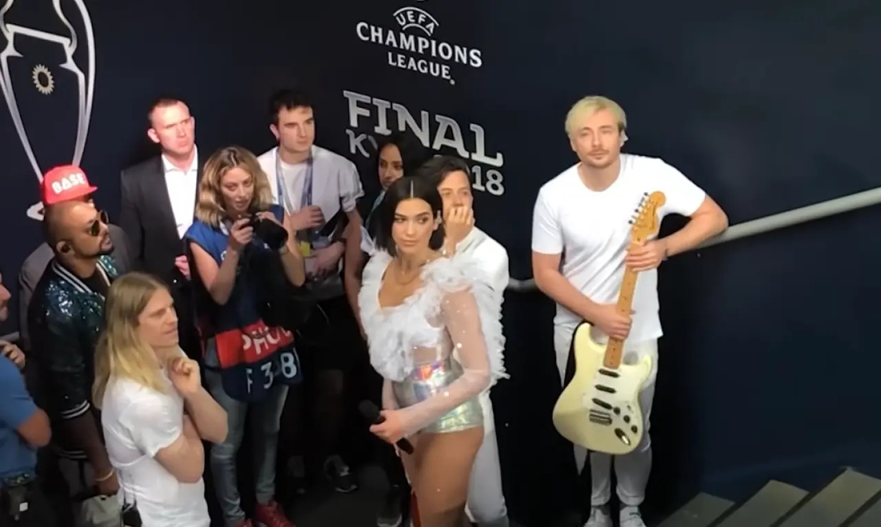 2018 Şampiyonlar Ligi Finalinde Sürpriz Aşk İddiası: Dua Lipa, Asensio'yu Yalanladı ama Ronaldo Detayı Şaşırttı! 3