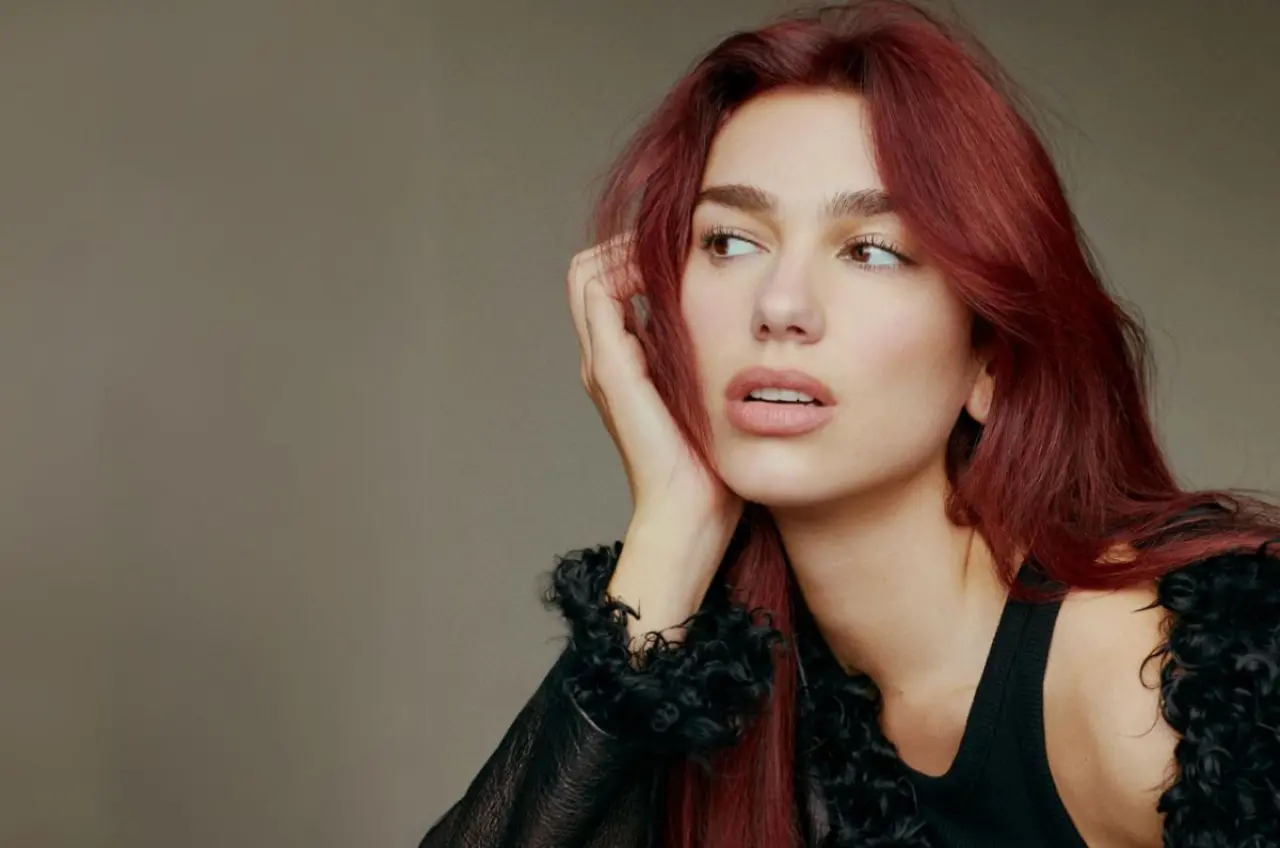 Dua Lipa’nın "Radical Optimism" Albümündeki Şarkıların Gizli Mesajları Ortaya Çıktı! 6