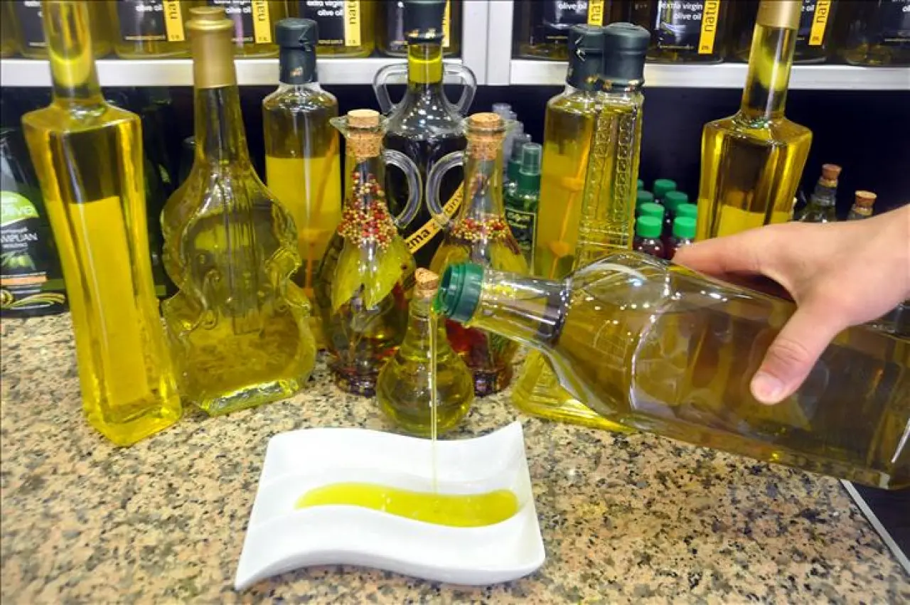 Sağlıklı Yağ Seçimi: Tereyağı mı, Bitkisel Yağ mı? Uzmanlar Hangi Yağı Tavsiye Ediyor ve Hangi Yağlar Uzun Ömür Sağlıyor 2