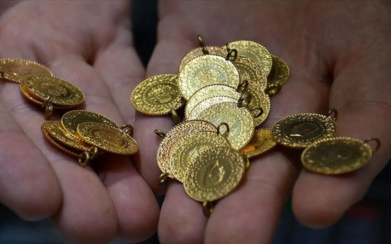 Yeni haftada altın fiyatları uçuşta! Gram altın kaç lira oldu? 1