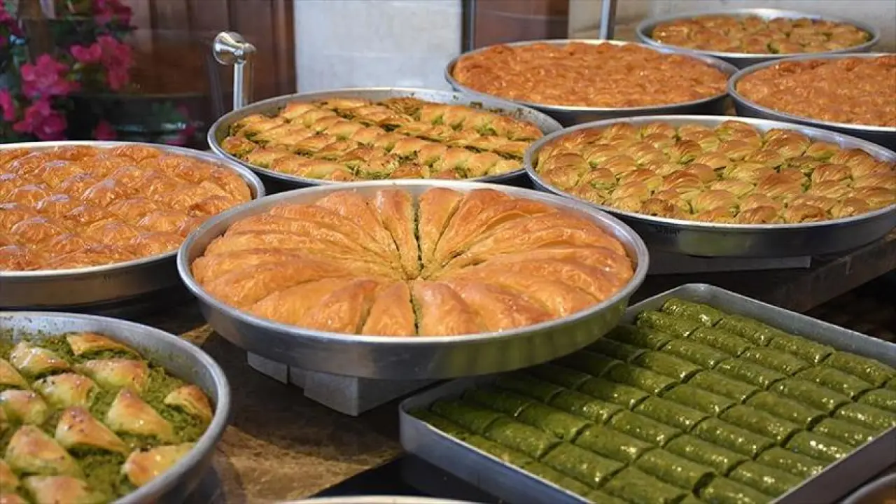 Ramazan Bayramı Öncesi Baklava, Şeker ve Çikolata Fiyatlarında Hareketlilik! 2