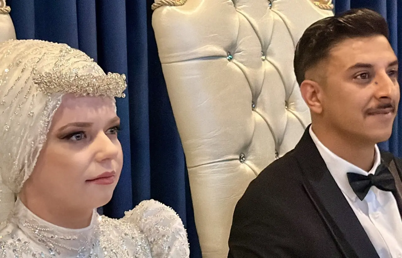 Alman Jessica, Tokatlı Gence Aşık Oldu, Müslümanlığı Seçti: Yeni Adı Ecrin Oldu 1