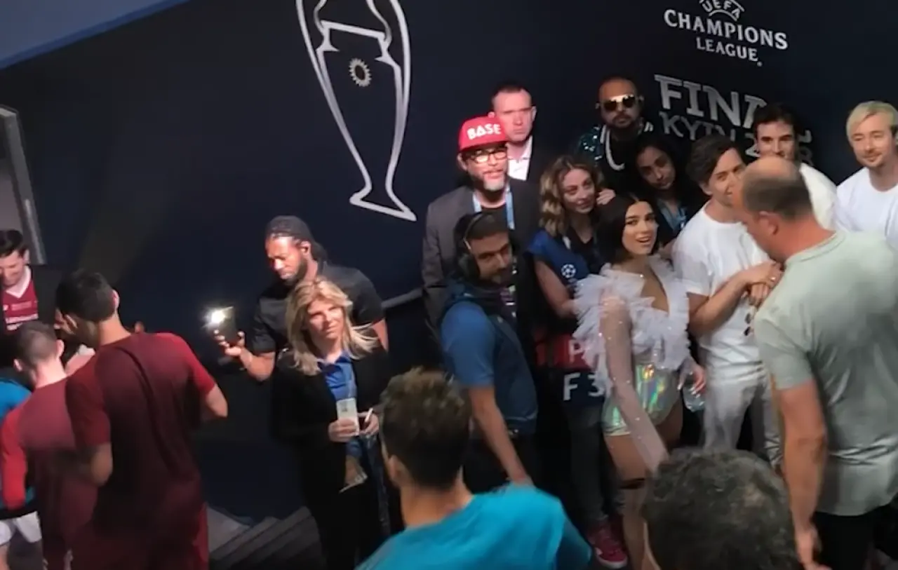 2018 Şampiyonlar Ligi Finalinde Sürpriz Aşk İddiası: Dua Lipa, Asensio'yu Yalanladı ama Ronaldo Detayı Şaşırttı! 6