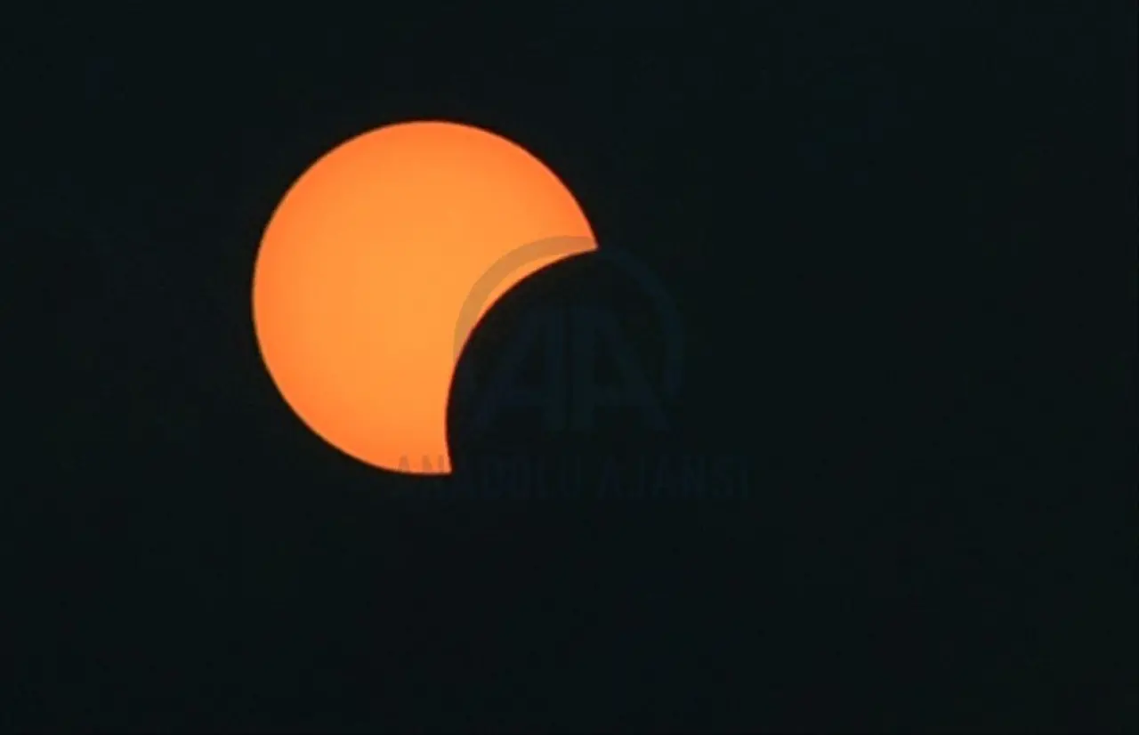 2025 Güneş Tutulması Ne Zaman, Türkiye'den Görülecek mi, Güneş Tutulması Nasıl Güvenli Şekilde İzlenir? 4