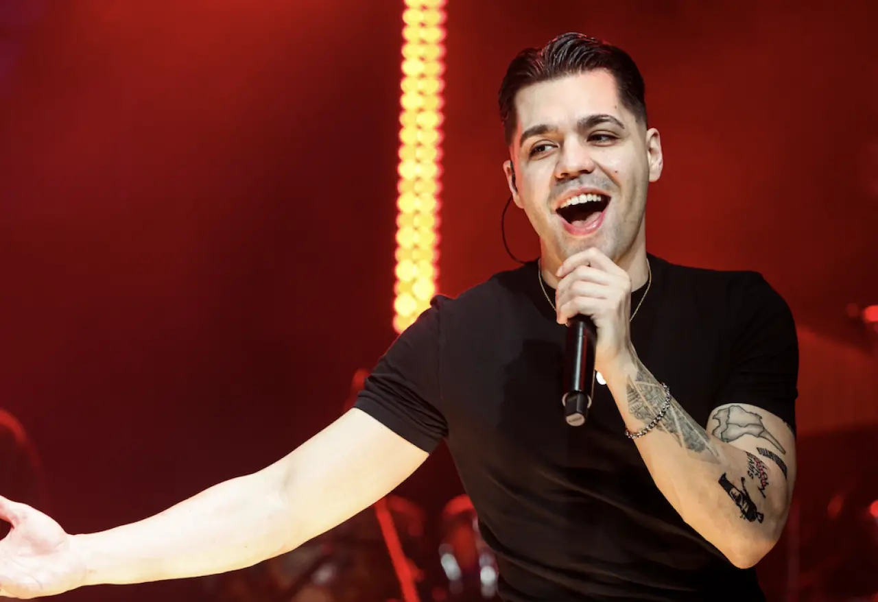 Emir Can İğrek İstanbul’da Coşturdu! Hayranlarına Sürpriz Var 5