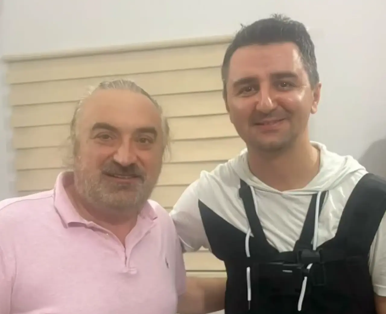 Hayranı Volkan Konak’ın Resmini Çizdi, Ardından Kalp Krizi Geçirdi! Herkesin Yüreğini Yakan O An! 1