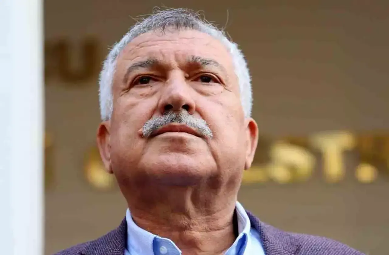 Zeydan Karalar Kimdir, Kaç Yaşında, Nereli, Alevi Mi, Evli Mi, Eşi Kim? İstanbul'un Vekaleten Başkanı Oldu! 1