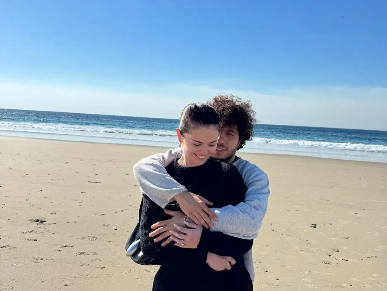 Selena Gomez Aşkını Haykırdı: O Benim Her Şeyim, Başıma Gelen En İyi Şey! 2