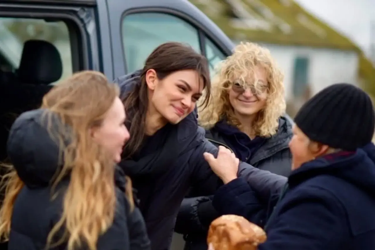 Miss Turkey Güzeli Cemre Üker Kimdir? Kaç Yaşında, Aslen Nereli, Boyu, Sevgilisi Kim, Instagram Hesabı? 1