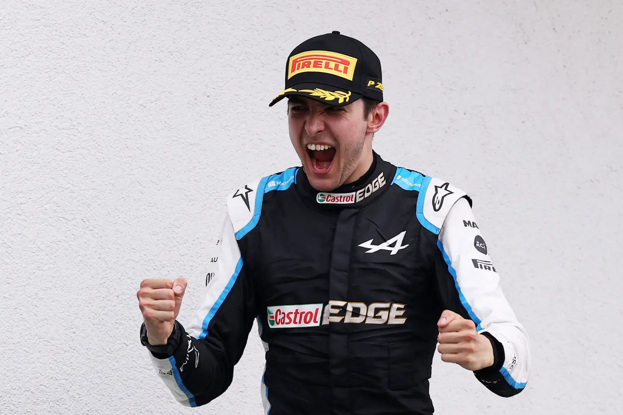 Esteban Ocon Kimdir, Nereli, Kaç Yaşında, Sevgilisi Kim, Başarıları Neler, Hangi Takımda Yarışıyor? 4