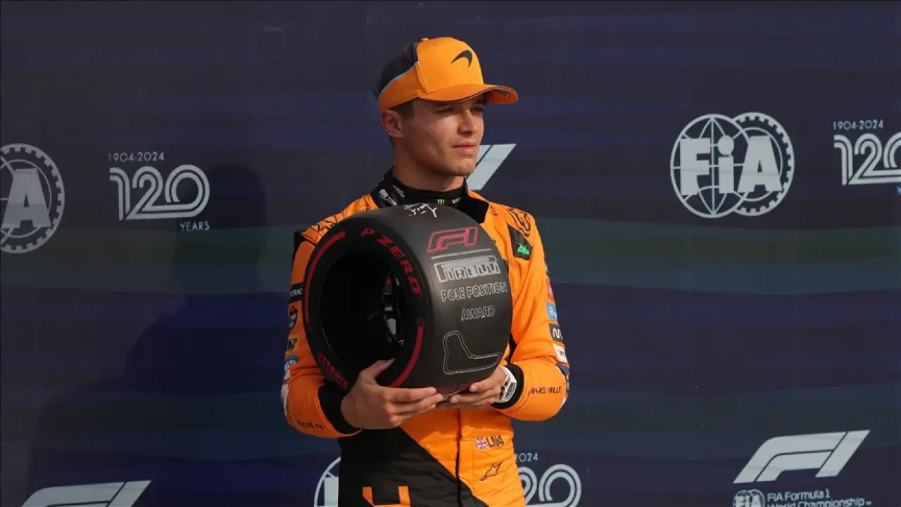 Lando Norris Kimdir, Kaç Yaşında, Nereli, Sevgilisi Var mı, Hangi Takımda Yarışıyor, Başarıları Neler? 6