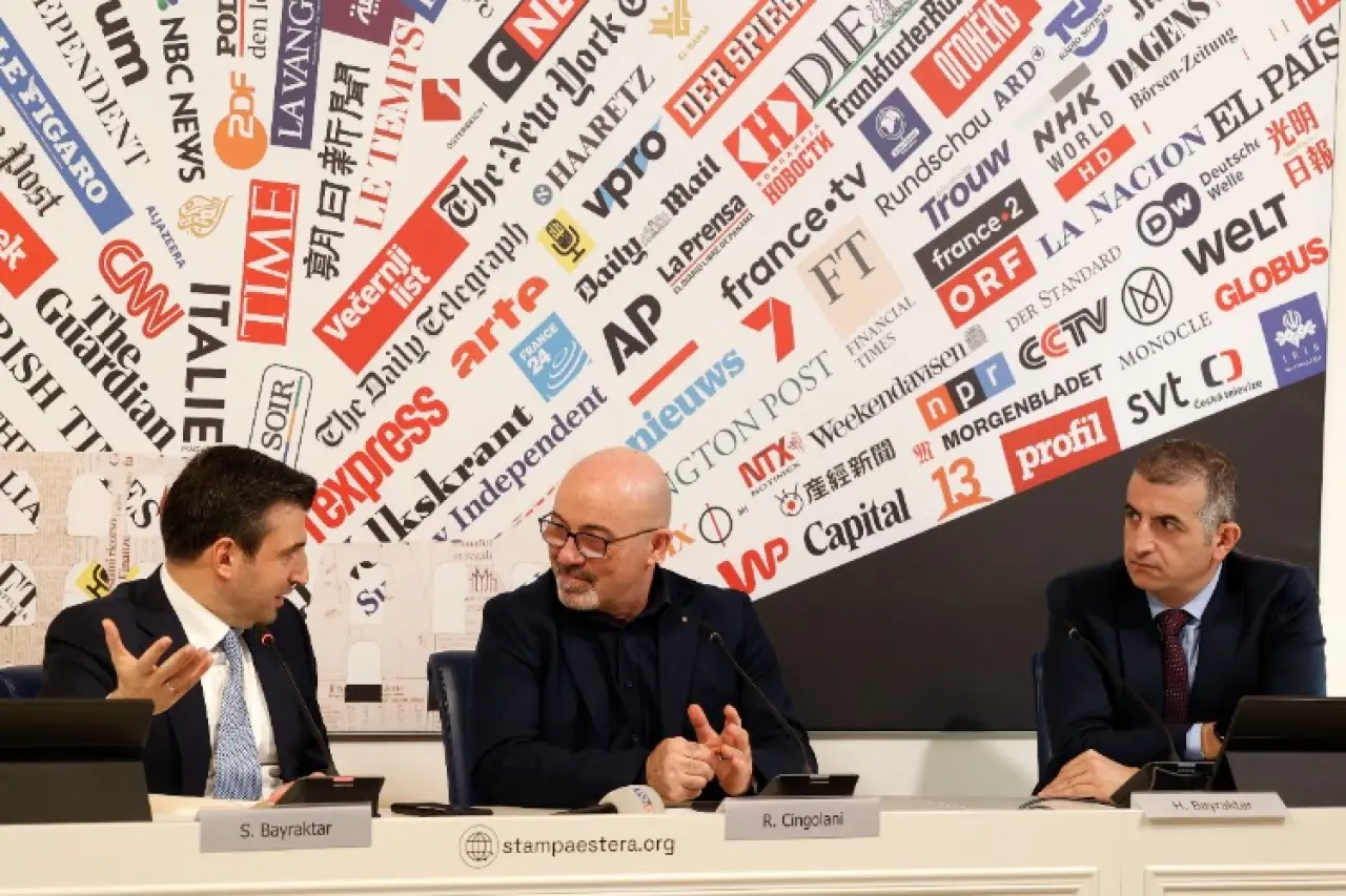 Baykar İle İtalyan Devi Leonardo Ortaklık Anlaşması İmzaladı:  İnsansız Teknolojilere İmza Atacaklar! 3