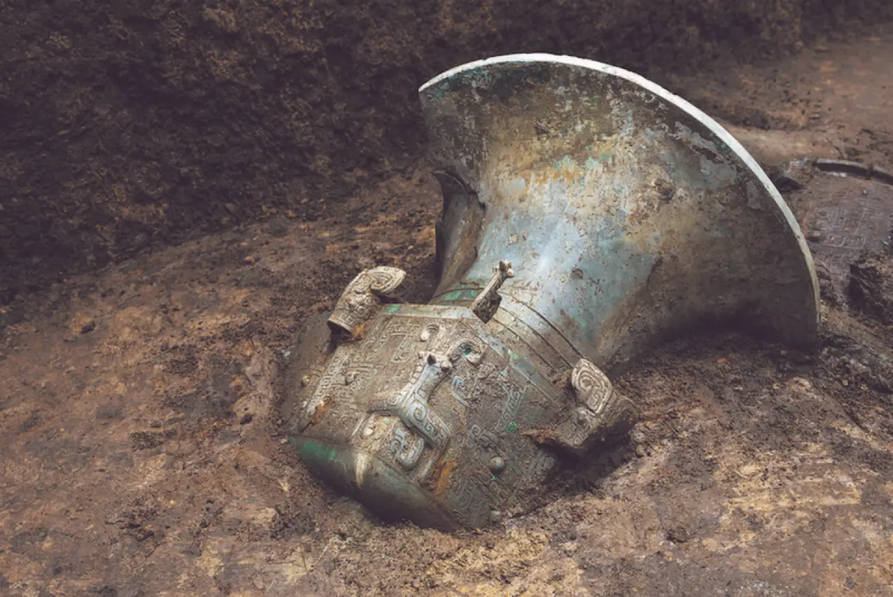 Çin’de Tarihi Değiştiren Şok Keşif! 3.000 Yıllık Altın Maske Kayıp Bir Medeniyeti Ortaya Çıkardı 3