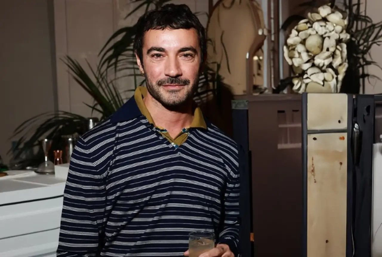 Moda Dünyasında Şok: Donatella Versace Podyumdan İniyor, Versace’nin Yeni Kreatif Direktörü Dario Vitale Oldu! 3