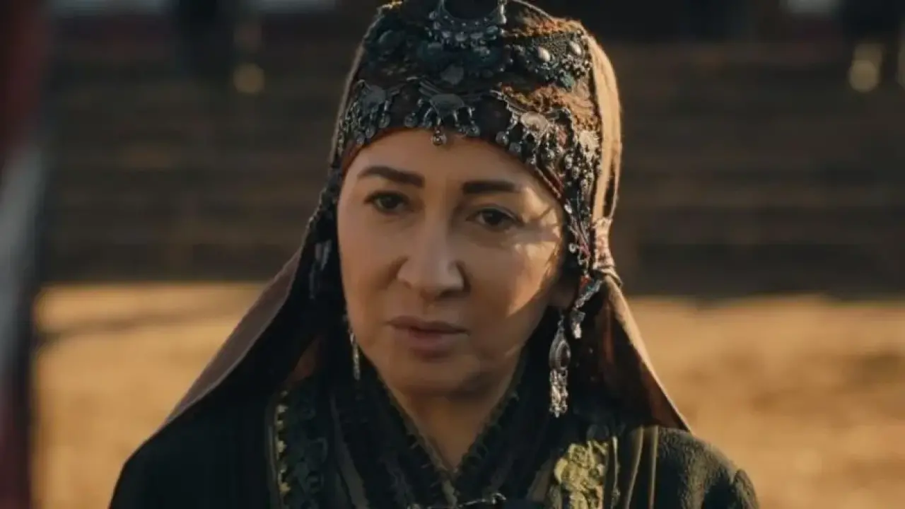 Ayşegül Günay sevgilisi kim, sevgilisi var mı, sevgilisi nereli, kaç yaşında ve Instagram hesabı var mı? 1