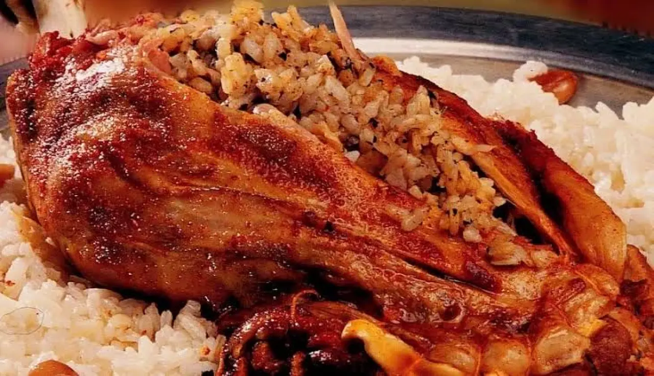 Taş evleri, sokakları ve tarihi mekânlarıyla: Mardin 7