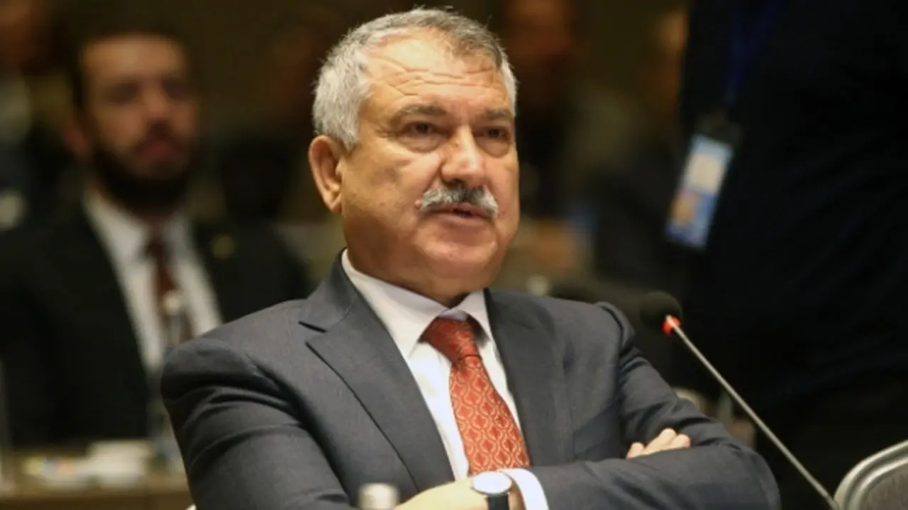 Zeydan Karalar Kimdir, Kaç Yaşında, Nereli, Alevi Mi, Evli Mi, Eşi Kim? İstanbul'un Vekaleten Başkanı Oldu! 6