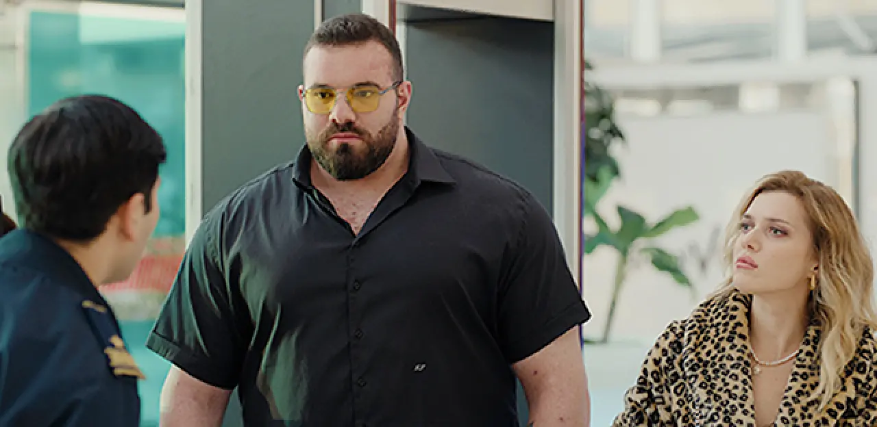 "Zorla Güvenlik" Filmi Ne Zaman Vizyona Girecek, Nereden İzlenir? Ünlü Oyuncu Kadrosunda Kimler Var! 4