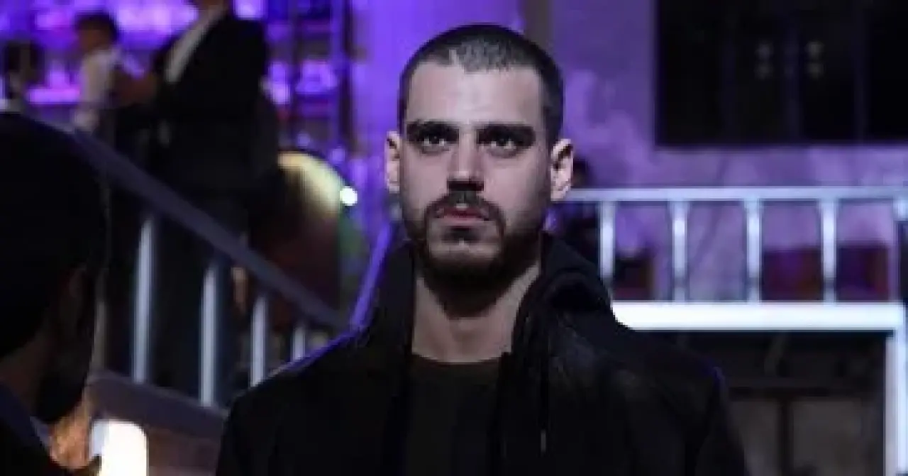 Yönetmen Osman Sınav’ın Oğlu Yusuf Ömer Sınav Kimdir? Kaç Yaşında, Sevgilisi Kim, Evli mi? 5