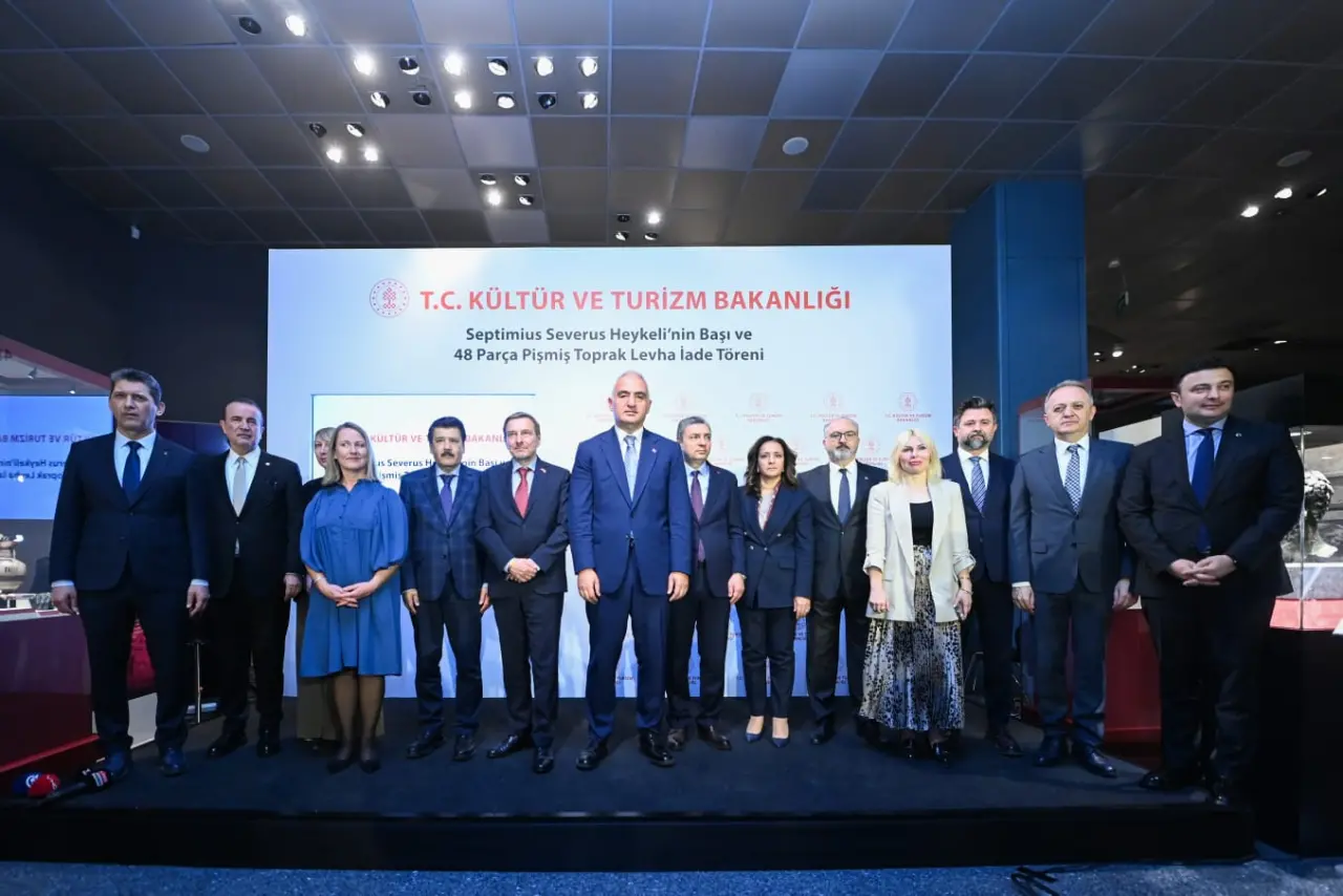 Türkiye kültürel mirasına sahip çıkıyor: 13 bin eser geri kazanıldı! 7