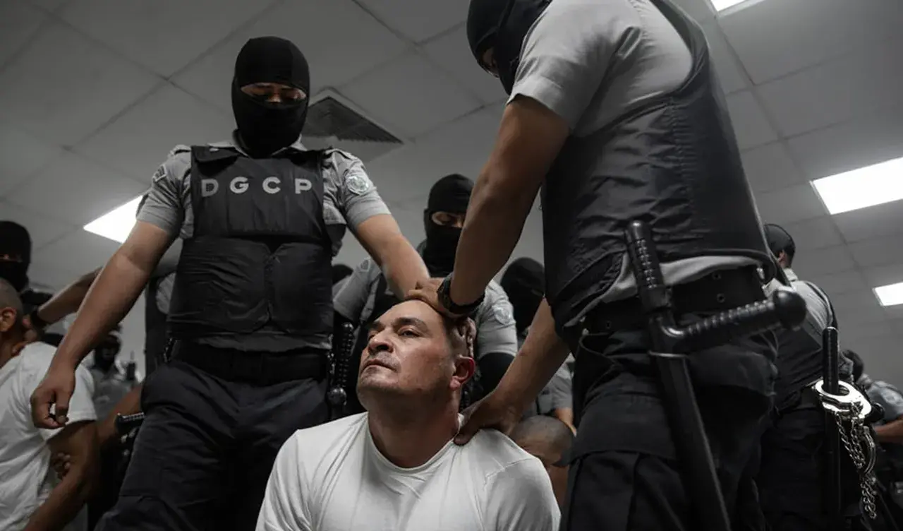 Amerika Kıtasının En Büyük Hapishanesi Suçlu İthal Edecek! 4