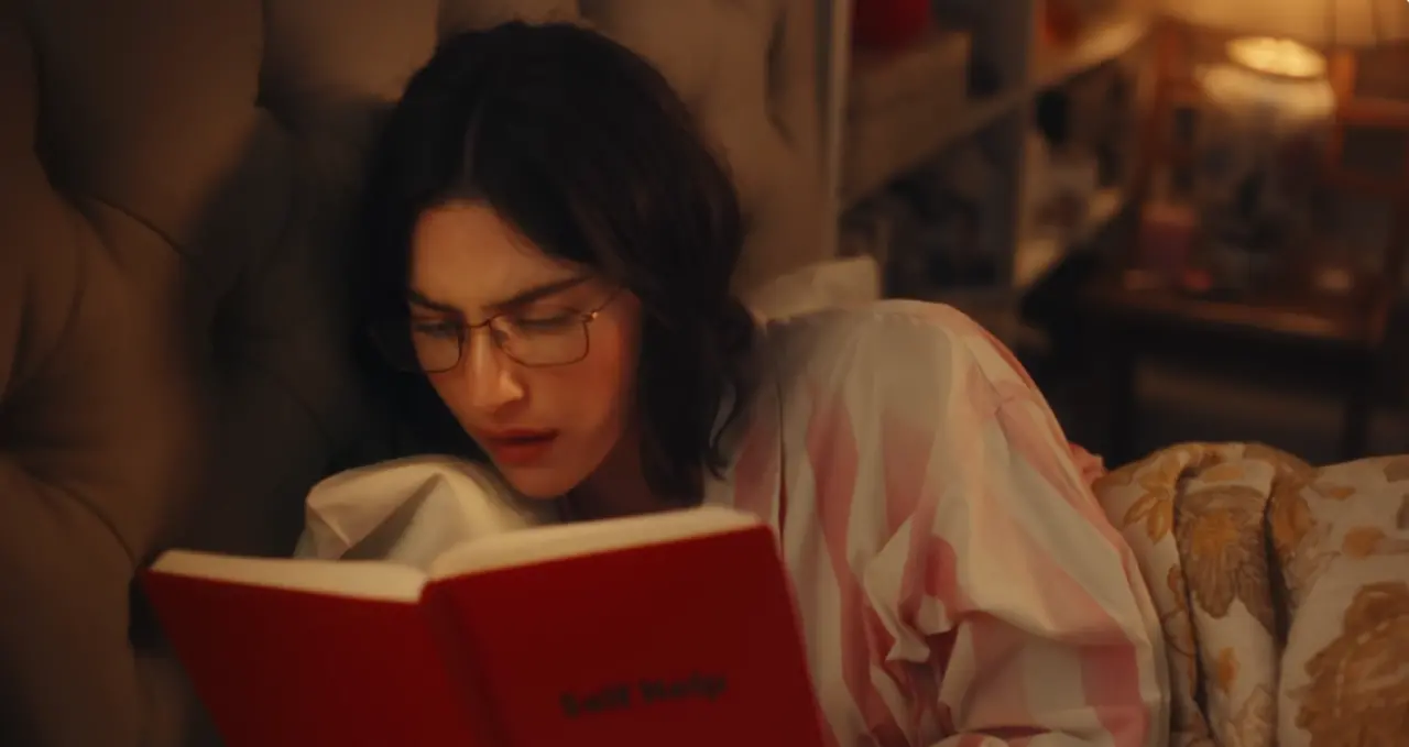 Gracie Abrams’tan İçten ve Cesur Bir Müzikal Günah Çıkartması: Seni Seviyorum, Özür Dilerim! 3