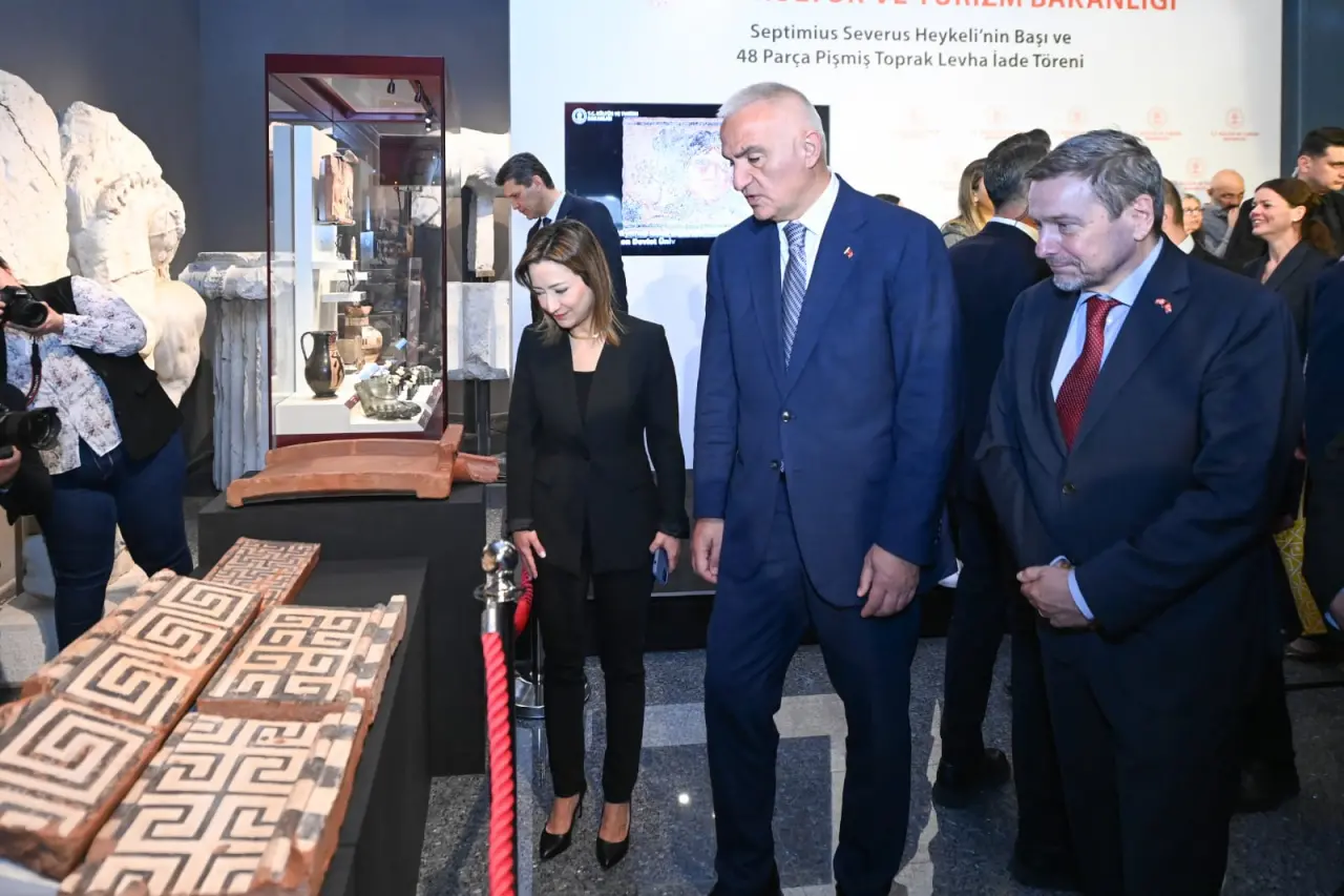 Türkiye kültürel mirasına sahip çıkıyor: 13 bin eser geri kazanıldı! 3