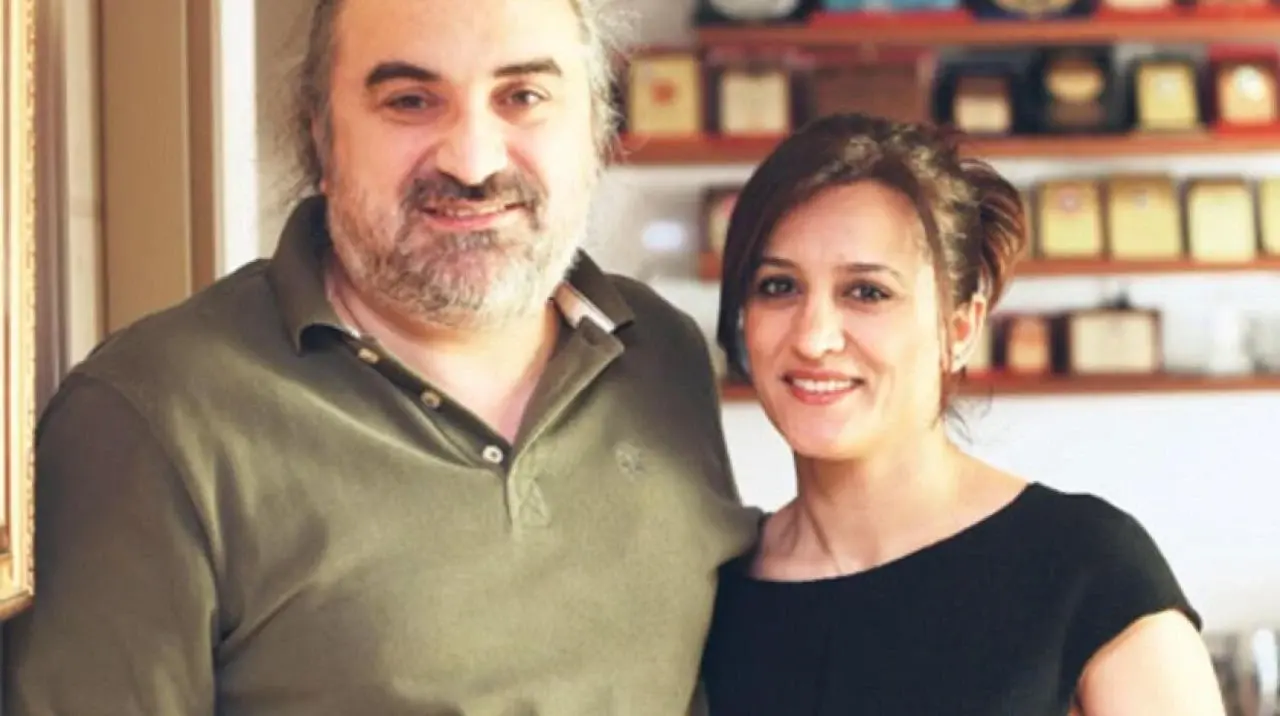 Volkan konak kiminle evli, çocukları, Kızı var mı, alevi mi, Evli mi, Eşi kim? Evlilik Hayatı ve Özel Hayatı Hakkında Bilgiler 4