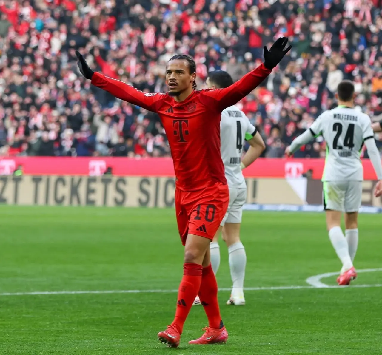 Galatasaray Transfer Çalışmalarına Erken Başladı! Sarı Kırmızılı Ekibin Hedefi Leroy Sane 5