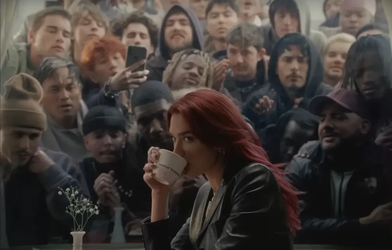 Dua Lipa’nın "Radical Optimism" Albümündeki Şarkıların Gizli Mesajları Ortaya Çıktı! 4