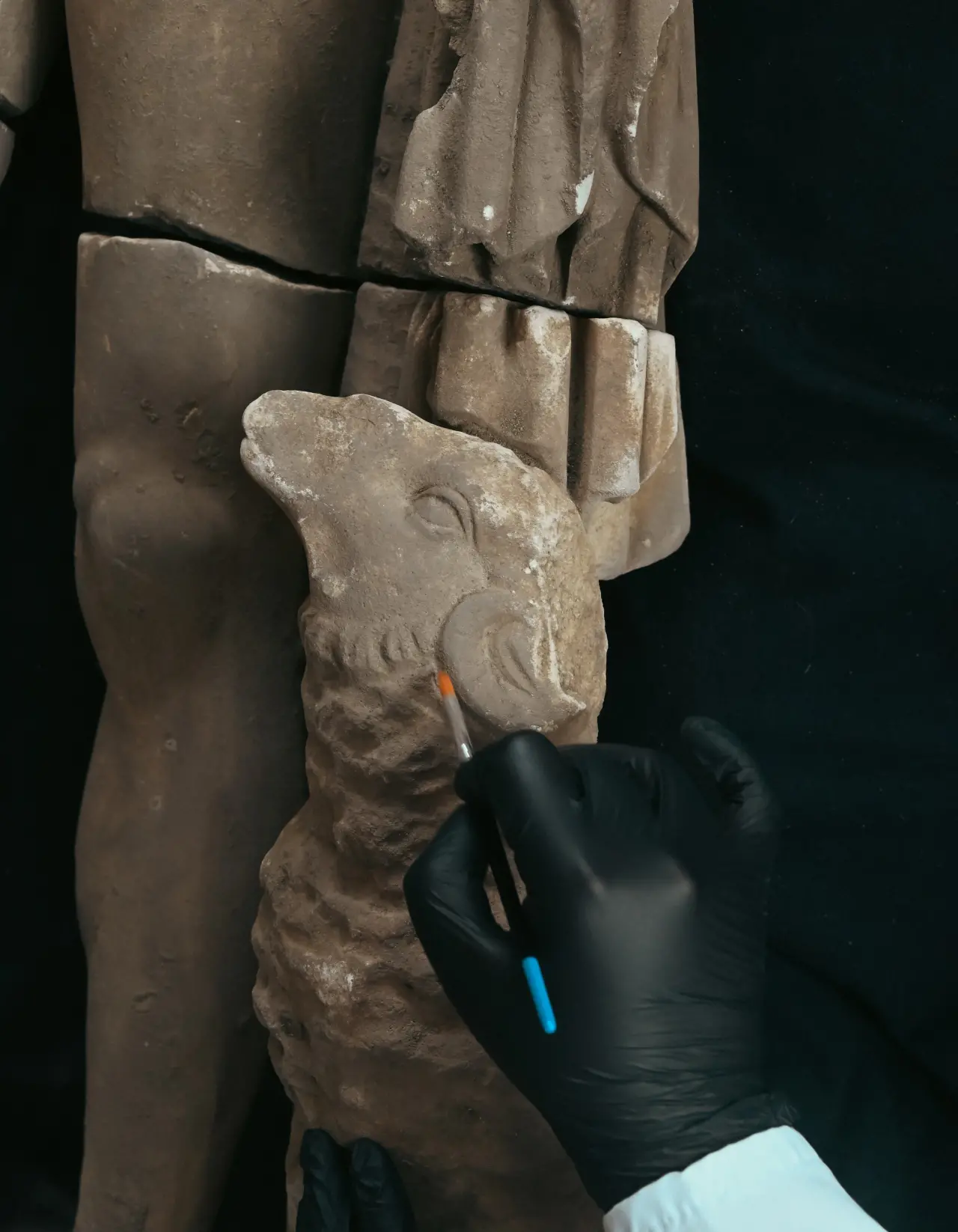 Aspendos'ta tarihi keşif: Hermes Heykeli gün yüzüne çıkarıldı 11