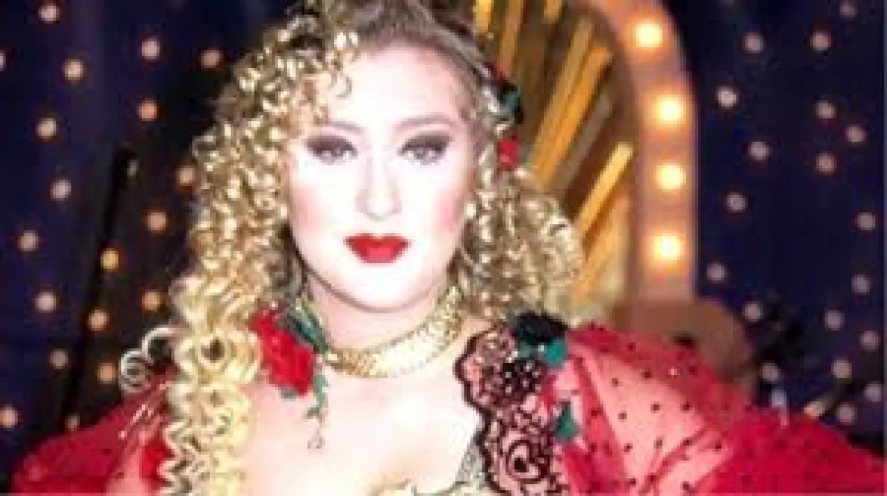 Şarkıcı Güllü’nün Şaşırtan Değişimi! 70 Kilo Verdi Adeta Yeniden Doğdu 3