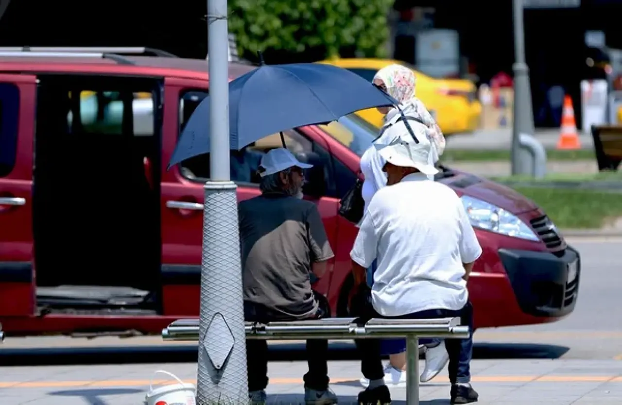 Hafta sonu planı olanlar dikkat! Bu bölgelerde sağanak var 7
