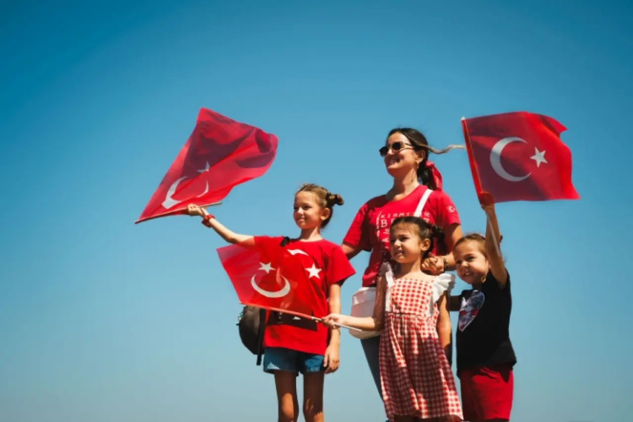 23 Nisan'da Üniversiteler Tatil Mi? 23 Nisan Hangi Kurumlar Kapalı, 22 Nisan Yarım Gün Mü? İşte Detaylar... 5