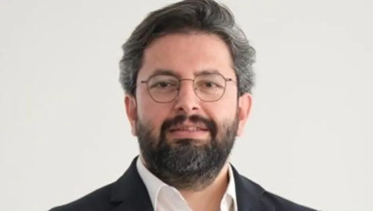 Erman Çetin Kimdir? Kaç Yaşında, Hayatı, Aslen Nereli, Eşi Kim? 3