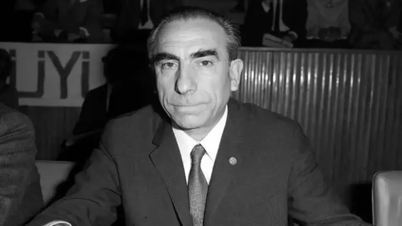 Alparslan Türkeş'in Karısı Kimdir? Kaç Kere Evlendi, Çocukları, Ailesi, Annesi ve Babası? 4