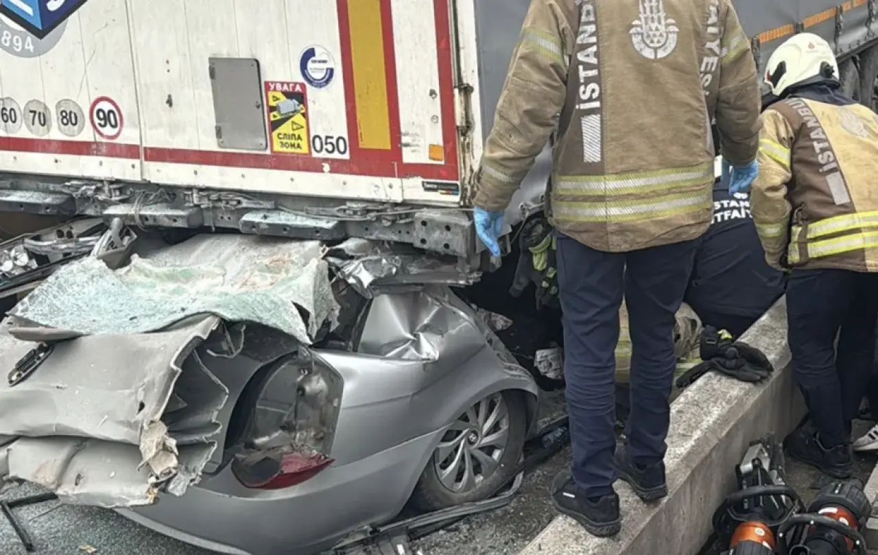 4 kişinin can verdiği noktada bir kaza daha: Ağır yaralı var 5