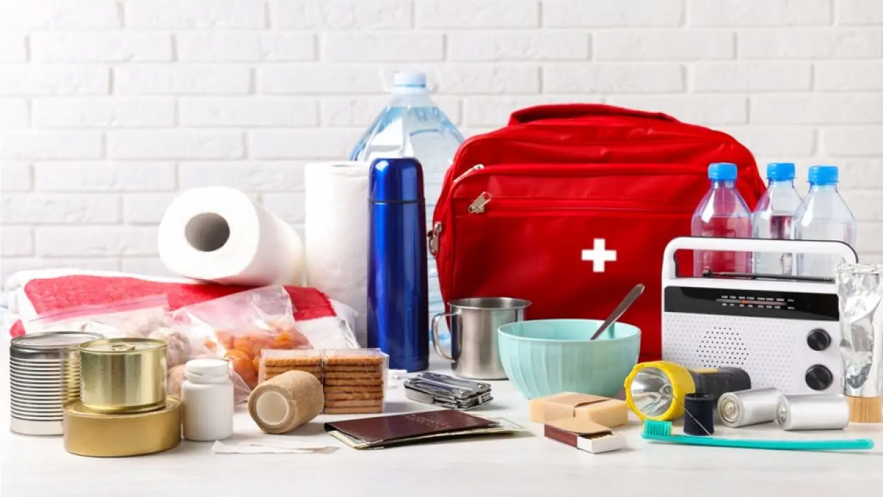 Deprem Çantasında Neler Olmalı, Nasıl Hazırlanır? İlk Yardım Çantasında Bulunması Gerekenler! 1